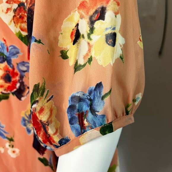 Floral Tunic - Picture 4 of 8